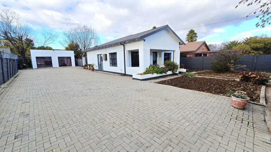 5 Bedroom Property for Sale in Westdene Free State